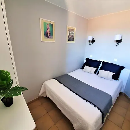 Prestige Pierre & Golfe De Saint Tropez Apartman *